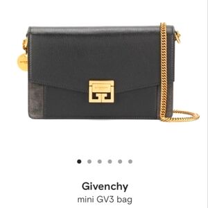 Givenchy Wallet on Chain GV3